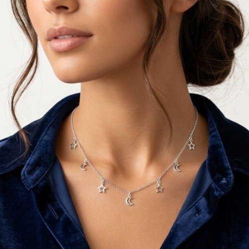 CHOKER LUA VAZADA