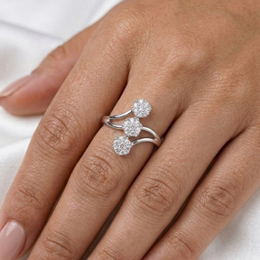 ANEL TRIPLO FLORES CRAVEJADAS