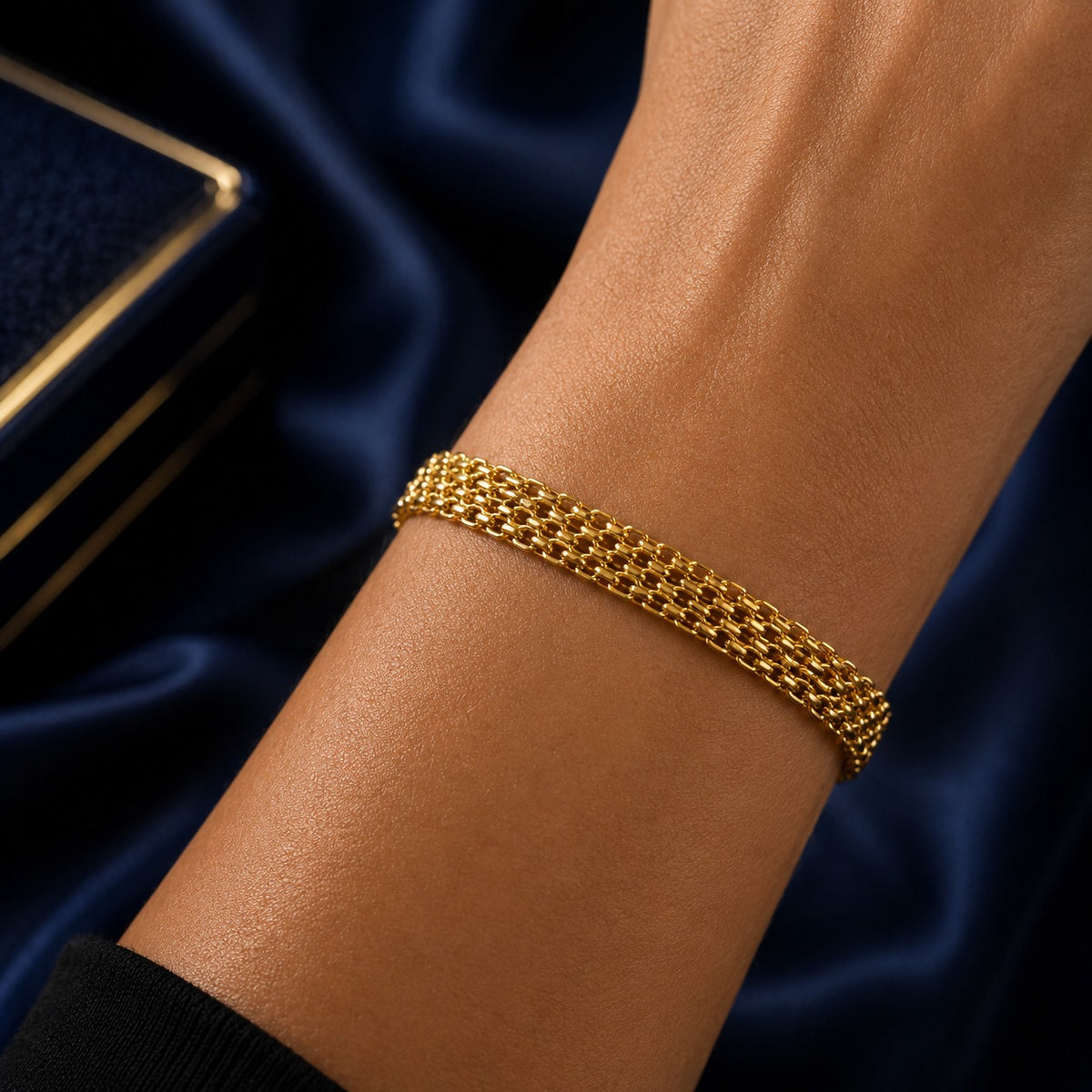 PULSEIRA INOX DOURADO BISMARK