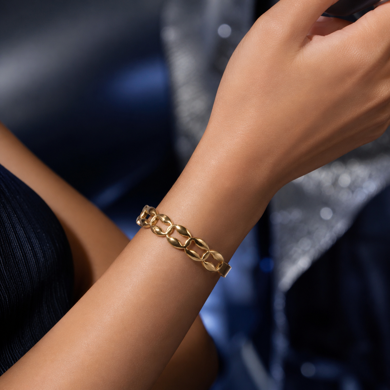 BRACELETE 5 ELOS ABERTOS INOX DOURADO