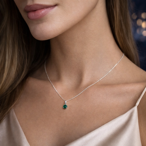 COLAR ZIRCONIA REDONDA INGLESA VERDE ESMERALDA