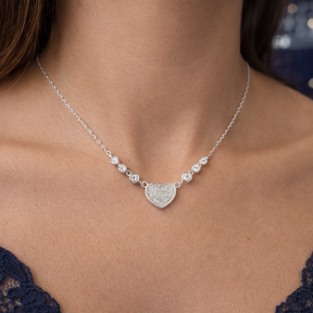 COLAR CORAÇÃO COM ZIRCONIAS CRAV