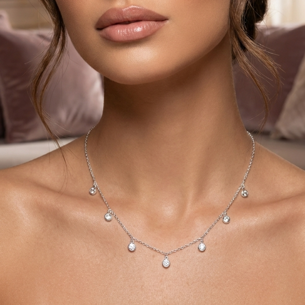 COLAR CHOKER ZIRCONIAS TRANSPARENTES PENDURADAS