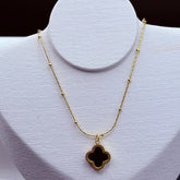 COLAR VANCLEEF PRETO UNICO BOLAS