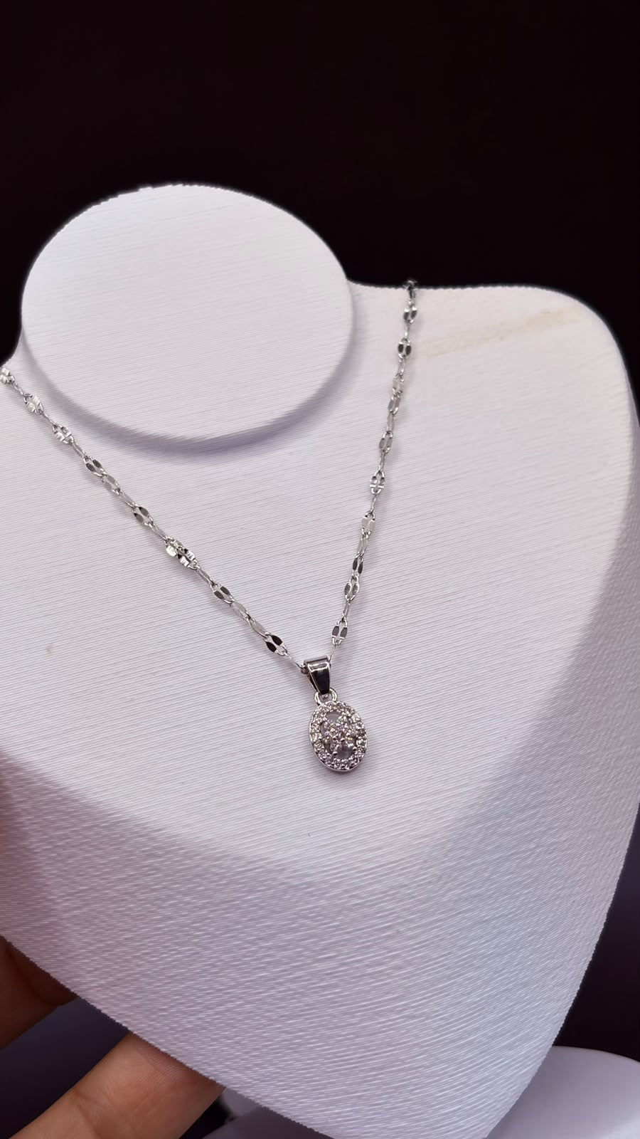 COLAR GOTA PRATA INOX
