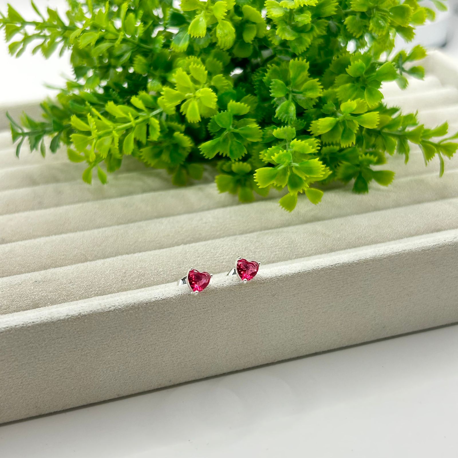 BRINCO CORAÇÃO ROSA/VERM P
